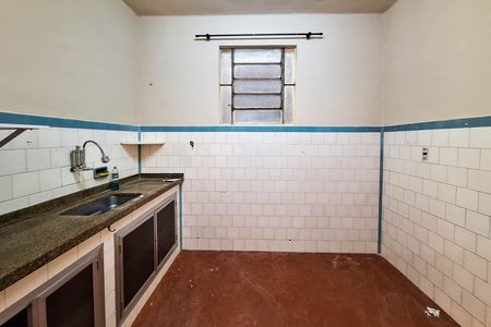Casa à venda com 360m², 3 quartos e 2 vagas Casa à venda com 360m², 3 quartos e 2 vagasCozinha