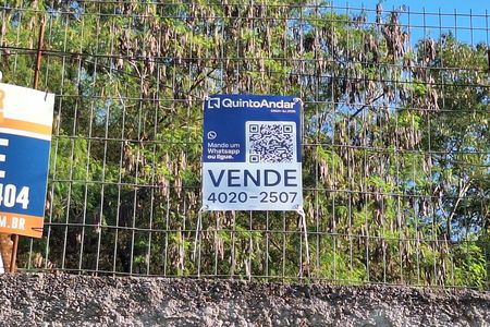 Casa à venda com 360m², 3 quartos e 2 vagas Casa à venda com 360m², 3 quartos e 2 vagasplaca
