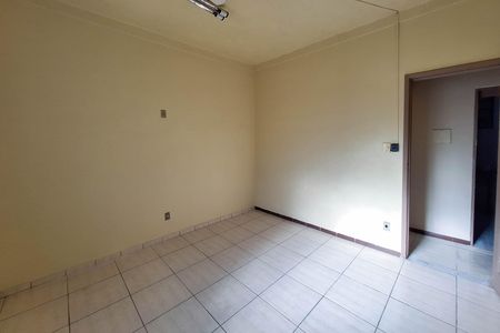 Casa à venda com 360m², 3 quartos e 2 vagas Casa à venda com 360m², 3 quartos e 2 vagasQuarto 1