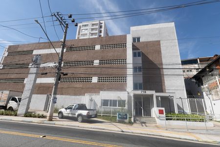 Apartamento à venda com 42m², 2 quartos e 1 vaga Apartamento à venda com 42m², 2 quartos e 1 vagaFachada