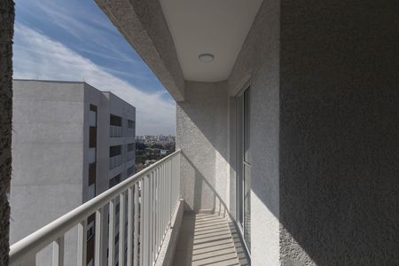 Apartamento à venda com 42m², 2 quartos e 1 vaga Apartamento à venda com 42m², 2 quartos e 1 vagaVaranda
