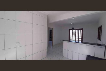Casa para alugar com 2 quartos, 64m² em Metalúrgicos, Osasco
