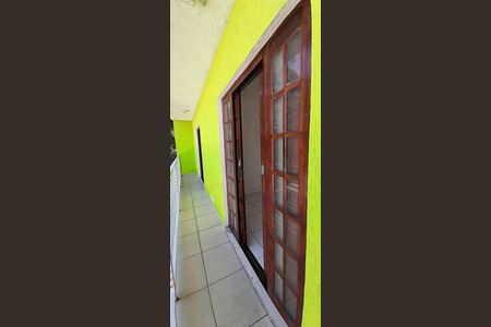 Sacada do Quarto 1 de casa para alugar com 2 quartos, 64m² em Metalúrgicos, Osasco