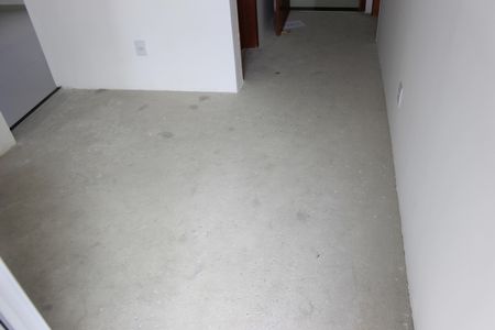 Sala de apartamento à venda com 2 quartos, 53m² em Jardim Aida, Guarulhos