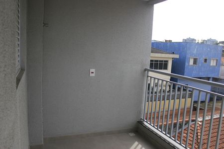 Varanda  de apartamento à venda com 2 quartos, 53m² em Jardim Aida, Guarulhos