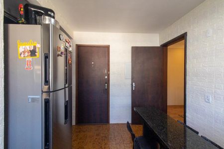 Cozinha de apartamento à venda com 3 quartos, 95m² em Água Verde, Curitiba
