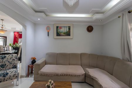 Sala de casa à venda com 6 quartos, 380m² em Vila Carmosina, São Paulo