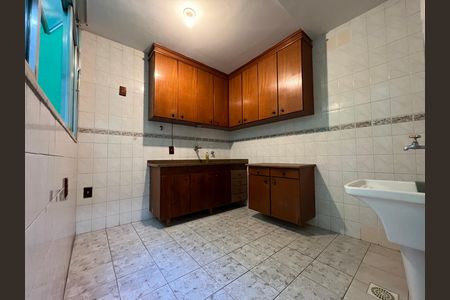Apartamento para alugar com 83m², 2 quartos e sem vaga Apartamento para alugar com 83m², 2 quartos e sem vagaCozinha