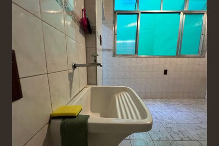 Área de Serviço de apartamento para alugar com 2 quartos, 83m² em Boa Vista, Juiz de Fora