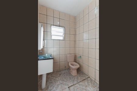 Banheiro de casa para alugar com 1 quarto, 48m² em Vila Romero, São Paulo