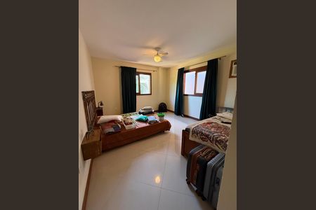 Casa para alugar com 300m², 3 quartos e 1 vaga Casa para alugar com 300m², 3 quartos e 1 vagaSuíte 2