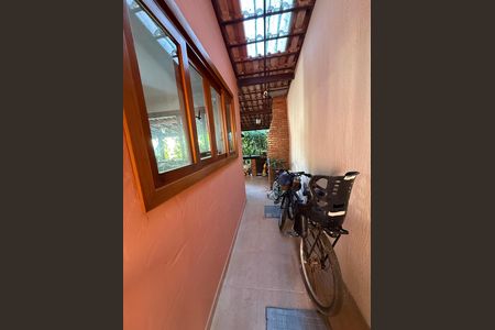 Casa para alugar com 300m², 3 quartos e 1 vaga Casa para alugar com 300m², 3 quartos e 1 vagaCorredor