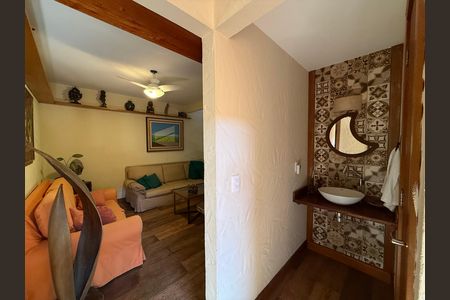 Casa para alugar com 300m², 3 quartos e 1 vaga Casa para alugar com 300m², 3 quartos e 1 vagaLavabo