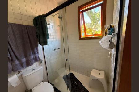 Casa para alugar com 300m², 3 quartos e 1 vaga Casa para alugar com 300m², 3 quartos e 1 vagaBanheiro da Suíte