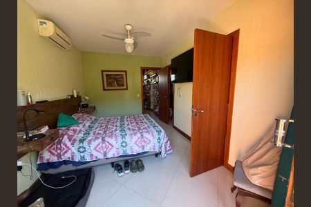 Casa para alugar com 300m², 3 quartos e 1 vaga Casa para alugar com 300m², 3 quartos e 1 vagaSuíte