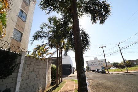 Apartamento para alugar com 45m², 2 quartos e 1 vagaPlaquinha