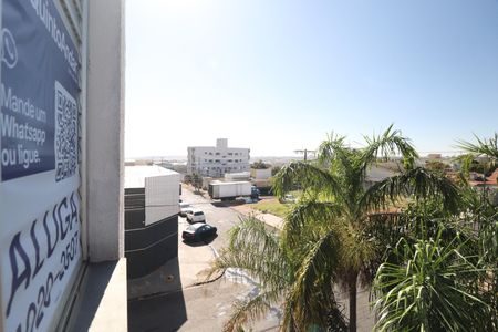 Apartamento para alugar com 45m², 2 quartos e 1 vagaPlaquinha