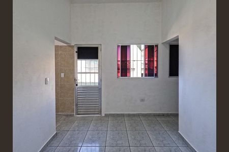 Casa para alugar com 1 quarto, 80m² em Vila Ramos, São Paulo