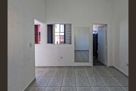 Casa para alugar com 80m², 1 quarto e sem vaga