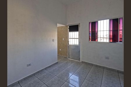 Casa para alugar com 1 quarto, 80m² em Vila Ramos, São Paulo