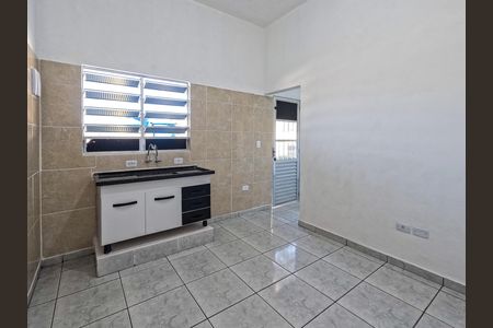Casa para alugar com 80m², 1 quarto e sem vaga