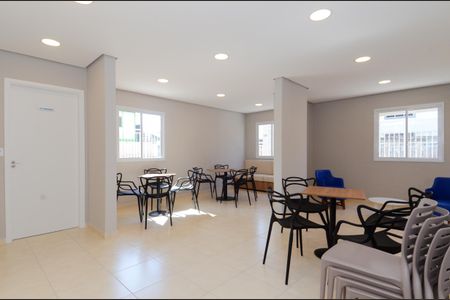 Apartamento para alugar com 43m², 2 quartos e 1 vagaÁrea comum - Salão de festas