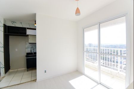Sala de apartamento para alugar com 2 quartos, 43m² em Vila Itapegica, Guarulhos
