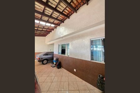 Garagem de casa à venda com 4 quartos, 200m² em Avenida p2, Brasília