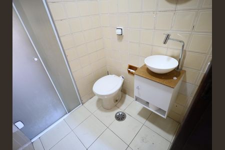 Banheiro 2 de apartamento para alugar com 3 quartos, 100m² em Vila Osasco, Osasco