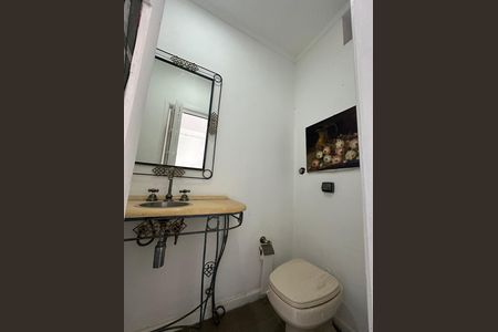 Apartamento para alugar com 158m², 3 quartos e 2 vagas Apartamento para alugar com 158m², 3 quartos e 2 vagasLavabo
