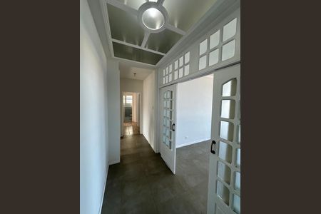 Apartamento para alugar com 158m², 3 quartos e 2 vagas Apartamento para alugar com 158m², 3 quartos e 2 vagasHall