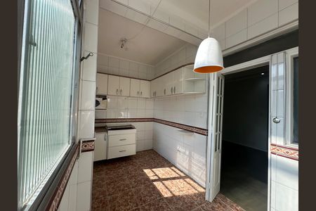 Apartamento para alugar com 158m², 3 quartos e 2 vagas Apartamento para alugar com 158m², 3 quartos e 2 vagasCozinha