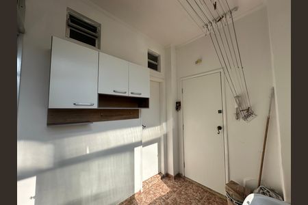 Apartamento para alugar com 158m², 3 quartos e 2 vagas Apartamento para alugar com 158m², 3 quartos e 2 vagasÁrea de Serviço
