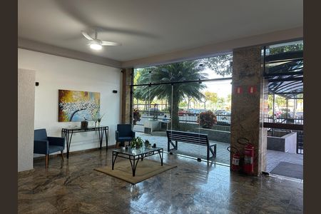Apartamento para alugar com 158m², 3 quartos e 2 vagas Apartamento para alugar com 158m², 3 quartos e 2 vagasHall social