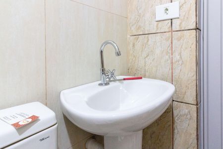 Banheiro 2 de casa para alugar com 1 quarto, 50m² em Jardim das Nacoes, Guarulhos