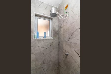 Banheiro de casa para alugar com 1 quarto, 15m² em Lauzane Paulista, São Paulo