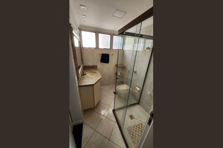 Apartamento à venda com 163m², 3 quartos e 1 vaga Apartamento à venda com 163m², 3 quartos e 1 vagaBanheiro