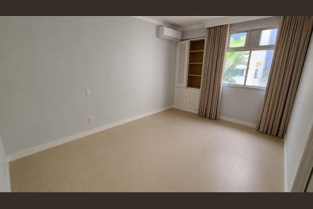 Apartamento à venda com 163m², 3 quartos e 1 vaga Apartamento à venda com 163m², 3 quartos e 1 vagaQuarto