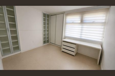 Apartamento à venda com 163m², 3 quartos e 1 vaga Apartamento à venda com 163m², 3 quartos e 1 vagaQuarto