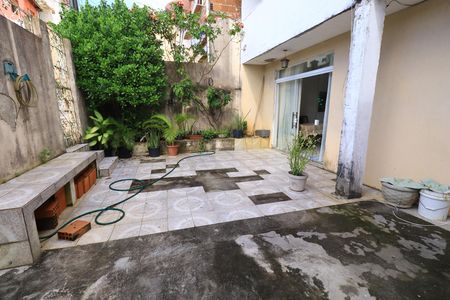 Área externa de casa para alugar com 3 quartos, 80m² em Mussurunga, Salvador