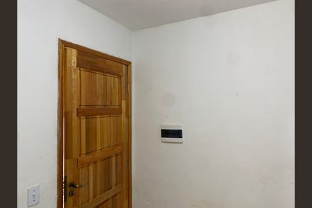 Quarto de kitnet/studio para alugar com 1 quarto, 30m² em Cidade Nova, Rio de Janeiro