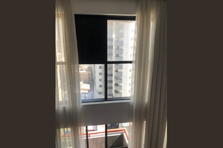 Vista de kitnet/studio à venda com 1 quarto, 61m² em Centro, Curitiba
