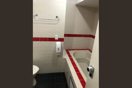 Studio à venda com 61m², 1 quarto e 1 vaga Studio à venda com 61m², 1 quarto e 1 vagaBanheiro
