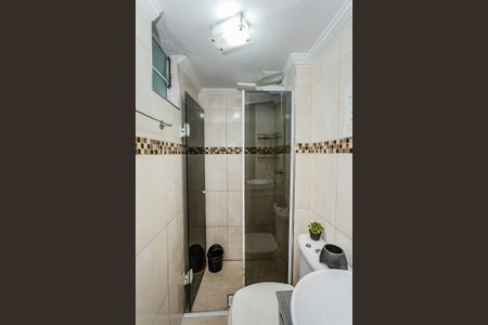 Banheiro de apartamento à venda com 2 quartos, 50m² em Vila Miriam, São Paulo
