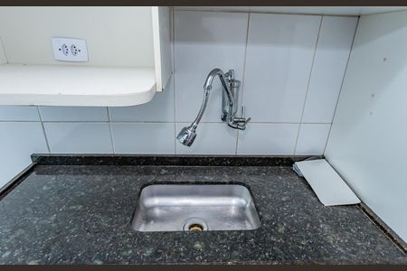 Cozinha de apartamento à venda com 2 quartos, 50m² em Vila Miriam, São Paulo