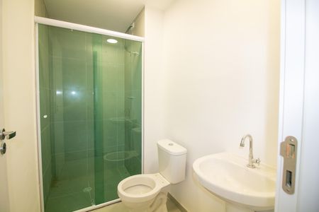 Apartamento para alugar com 38m², 2 quartos e 1 vaga Apartamento para alugar com 38m², 2 quartos e 1 vagaBanheiro