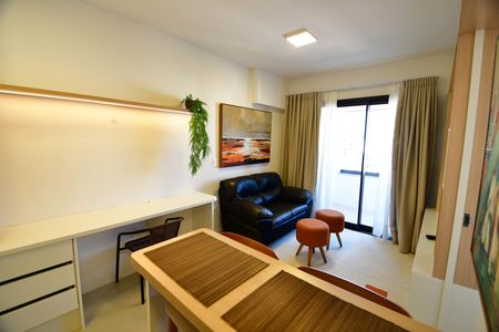 Sala de kitnet/studio para alugar com 1 quarto, 45m² em Centro, Campinas