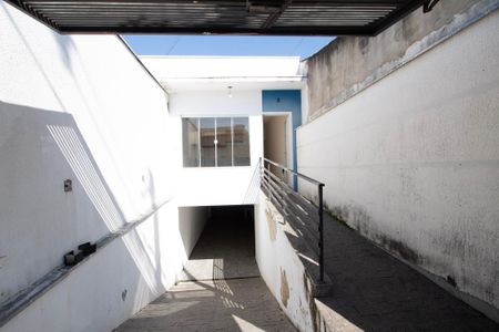 Casa para alugar com 96m², 2 quartos e 3 vagas