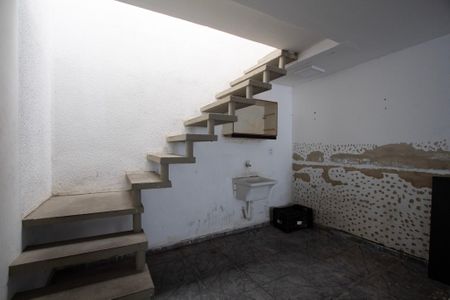 Casa para alugar com 96m², 2 quartos e 3 vagas