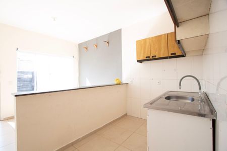 Casa para alugar com 96m², 2 quartos e 3 vagas